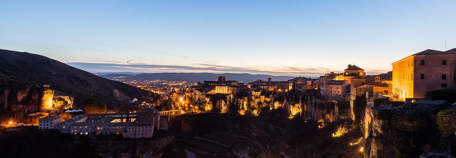 Casas colgadas, Cuenca, España, 2017-01-03, DD 115-117 HDR